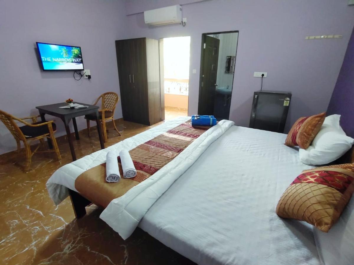 The Narrow Way Edward Guest House Candolim Dış mekan fotoğraf